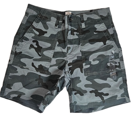 Gap Shorts Womens 2 Camo 5 Inch Inseam Stretch Cotton Utility Patch Pockets NEW - Picture 5 of 5